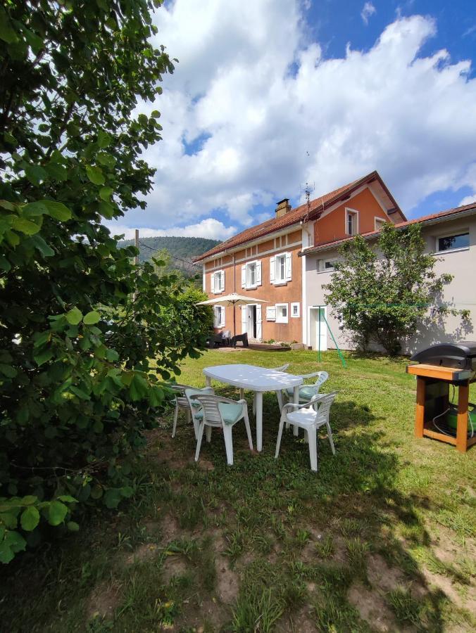 Gite Cosy Avec Avec Jardin Et Parking Privatifs - Hautes Vosges Saint-Amé Esterno foto